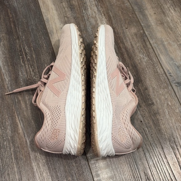 New Balance Fresh Foam Arishi V1 WARISSH1 Pink Women’s Running Sneakers 9.5 B - Picture 9 of 12